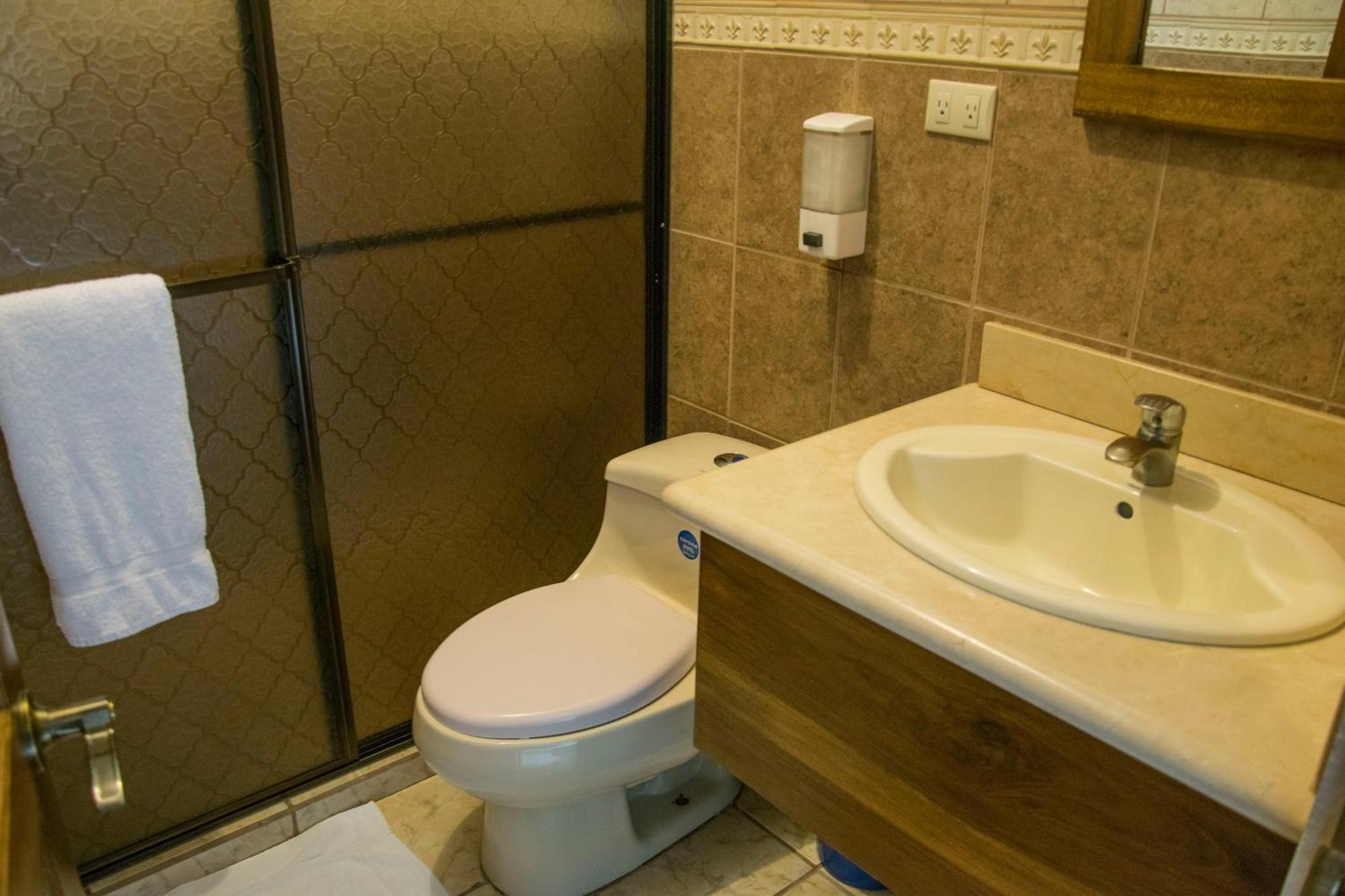 Hotel Pacuare Siqurres Da Alegria Bilik gambar